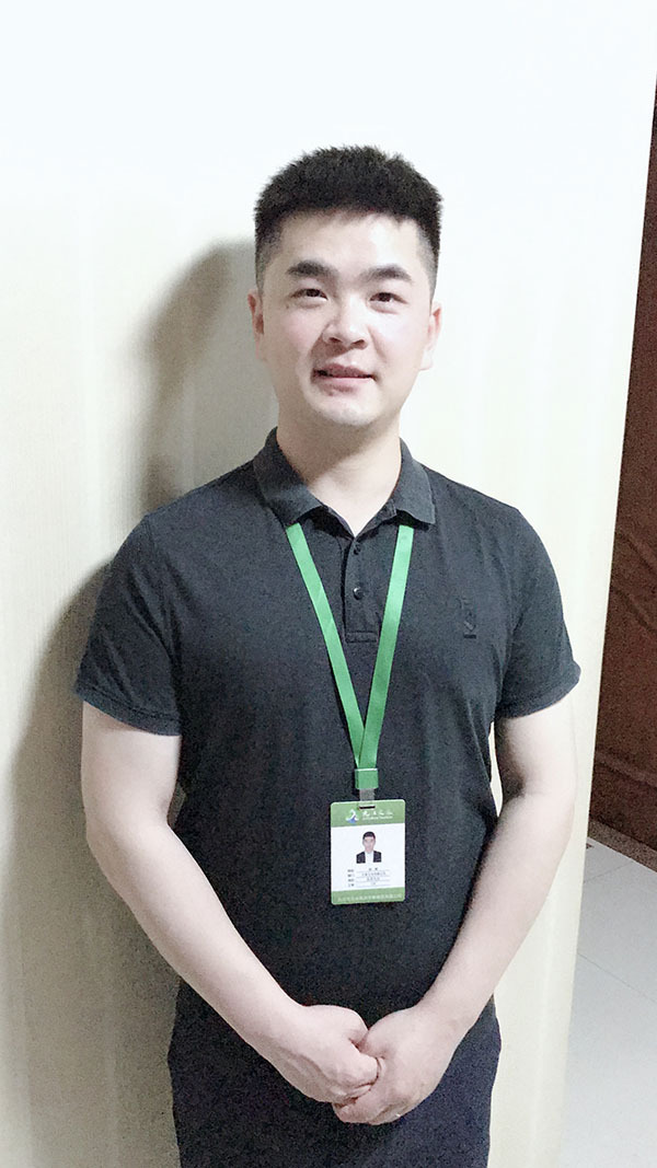 1660529059136397.jpg 九江文旅元智文化傳媒有限公司楊威最美文旅人之敬業(yè)奉獻(xiàn)獎(jiǎng).jpg